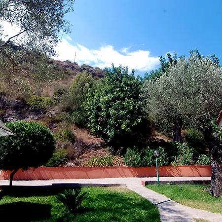 Villaggio Camping Esca Aparthotel *